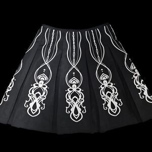 Worthington Black And White‎ Pleated Skirt Sz 10